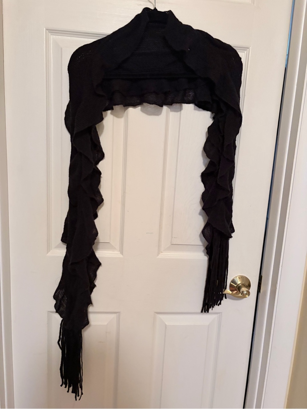 Source Unknown Black Ruffled Fringe Wrap Scarf